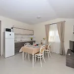 شقة Apartmani Peric Meka Draga
