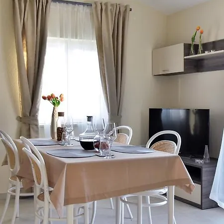 Perić Meka Draga Apartament Obrovac