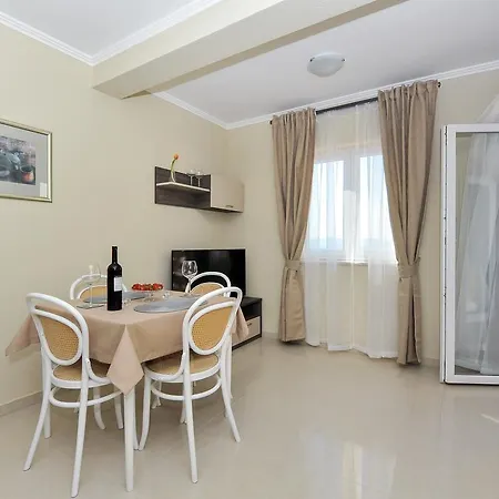 Apartament Perić Meka Draga *