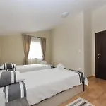 Apartment Peric Meka Draga *