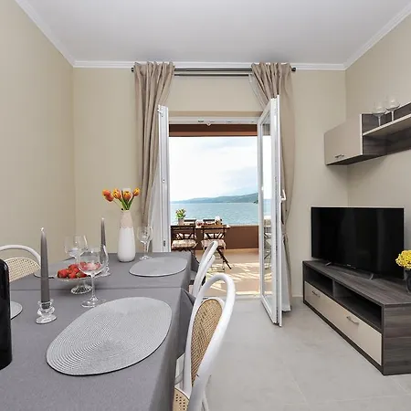 Peric Meka Draga * 奥布罗瓦茨