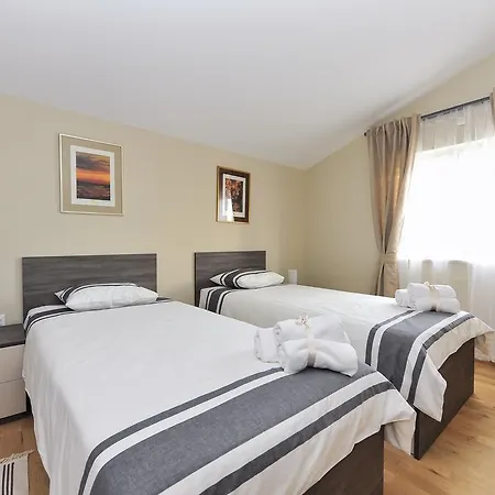 公寓 Peric Meka Draga 奥布罗瓦茨