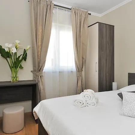 Peric Meka Draga 奥布罗瓦茨