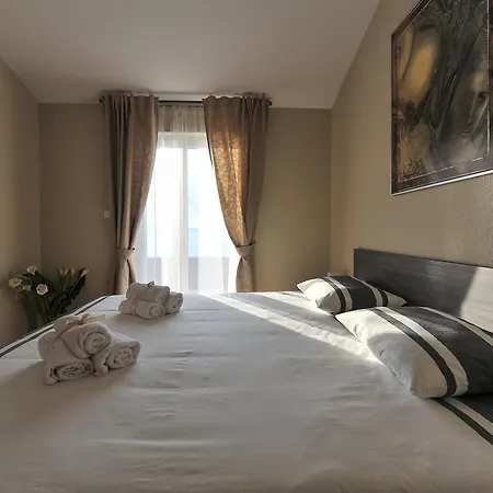 公寓 Peric Meka Draga 奥布罗瓦茨